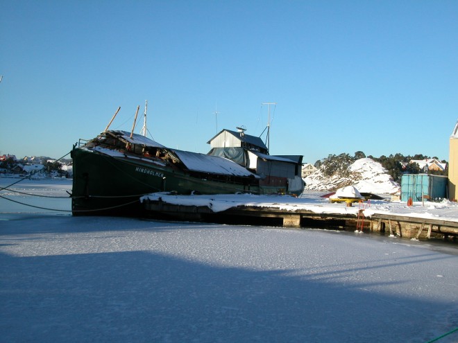 030109 Hindholmen ved kai. st